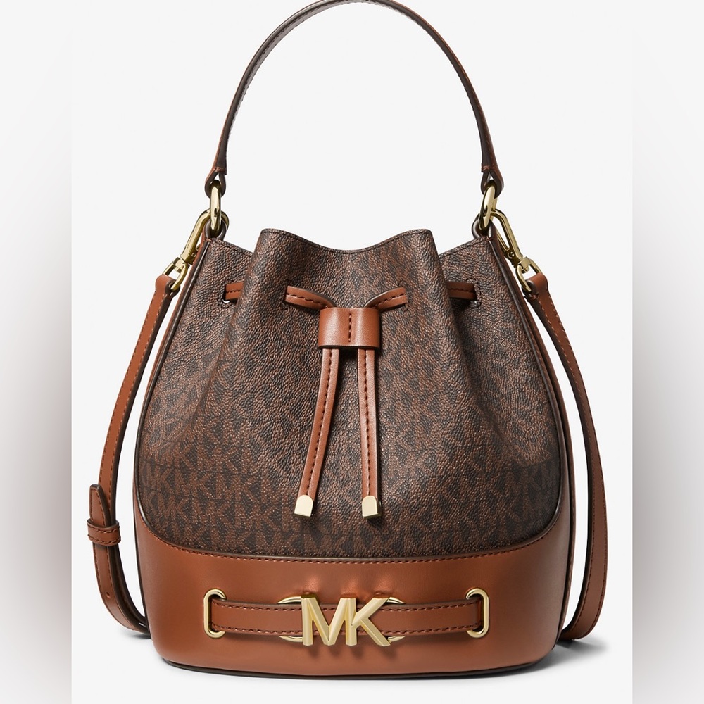 ❌SOLD❌ NWT - Reed Medium Logo Bucket Bag